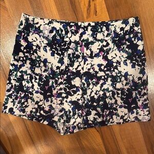 Margaret‎ M slimming pant shorts size small